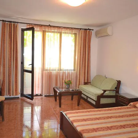 Family Hotel